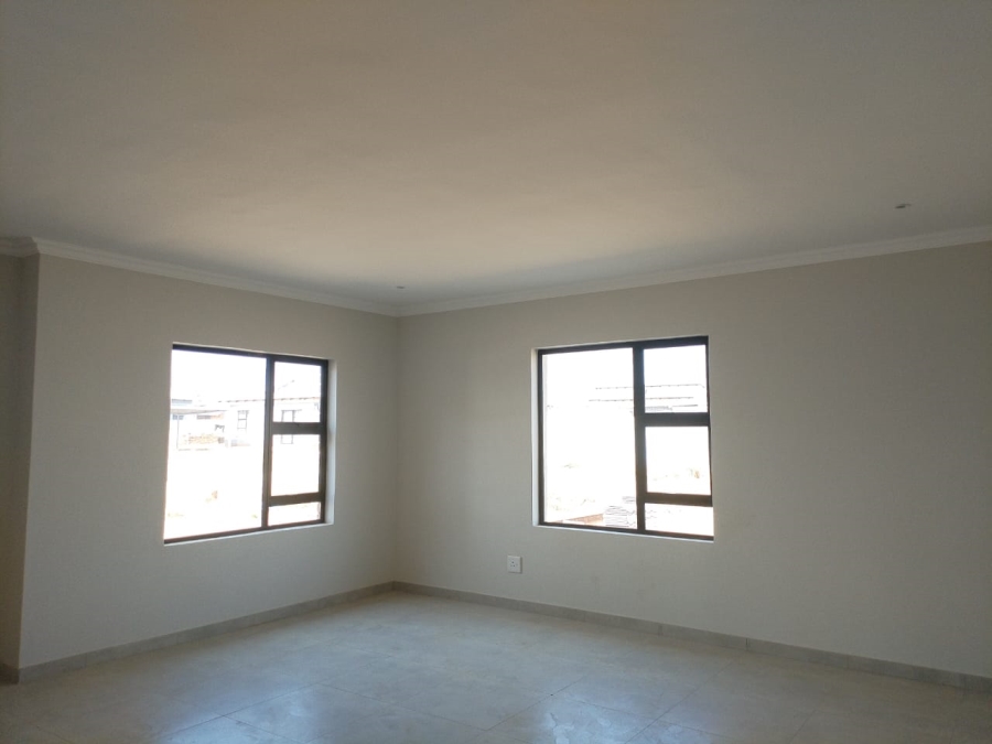 3 Bedroom Property for Sale in Bendor Meadows Limpopo