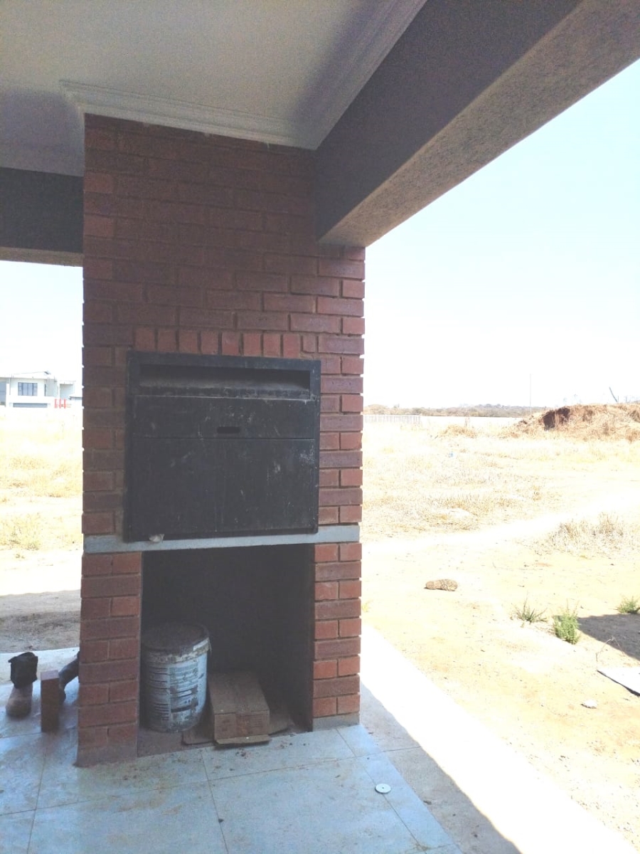 3 Bedroom Property for Sale in Bendor Meadows Limpopo