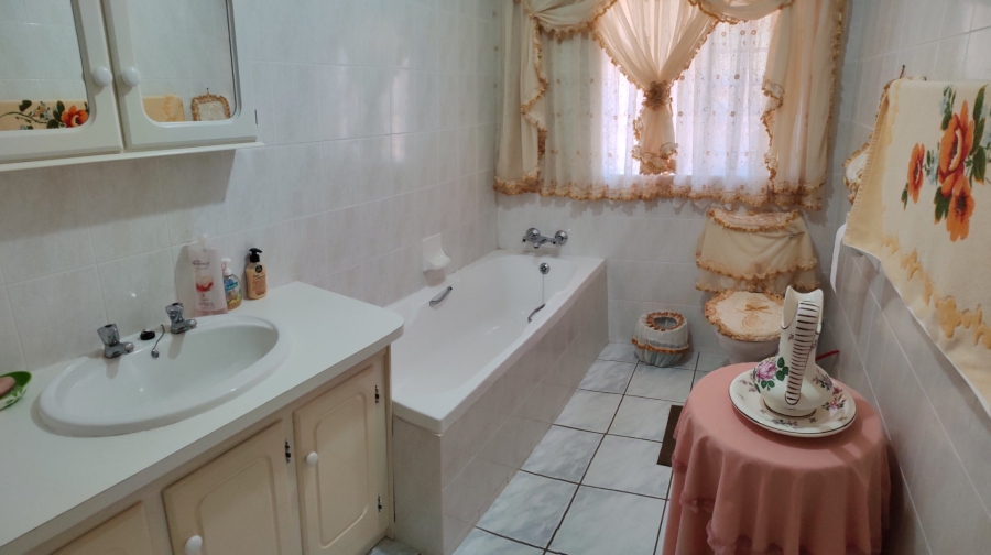 3 Bedroom Property for Sale in Modimolle Limpopo