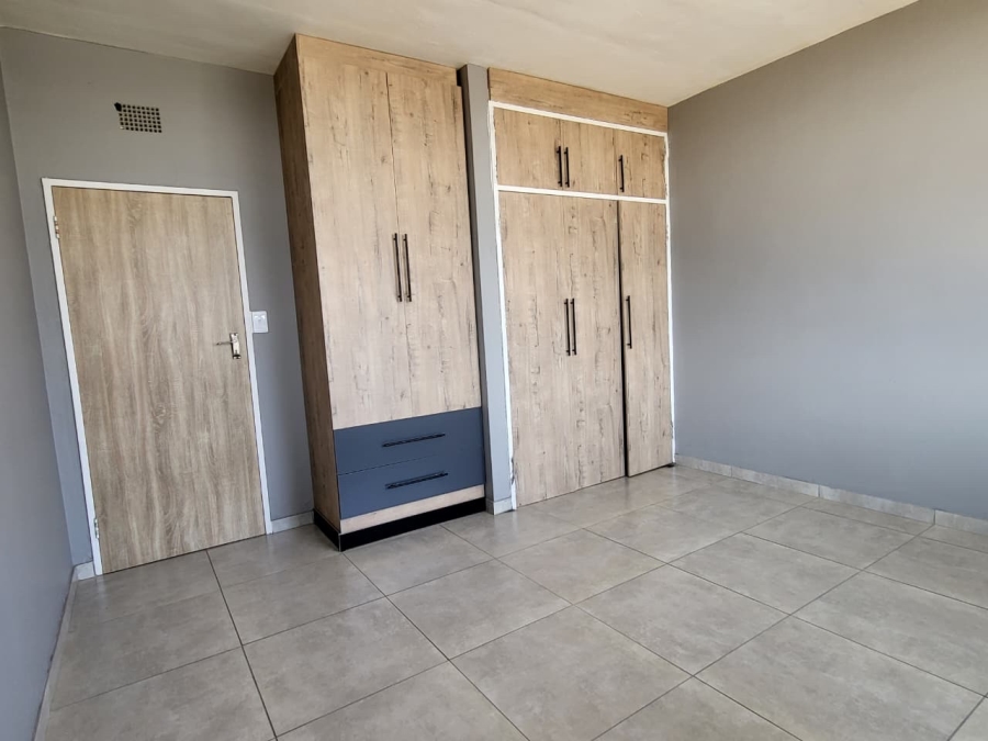 2 Bedroom Property for Sale in Polokwane Central Limpopo