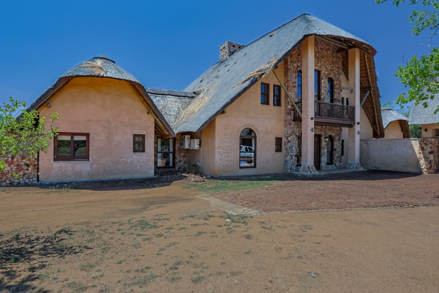 6 Bedroom Property for Sale in Zebula Golf Estate Limpopo