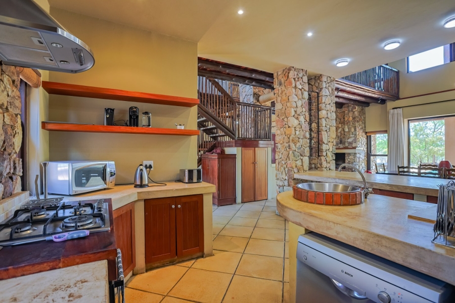 6 Bedroom Property for Sale in Zebula Golf Estate Limpopo