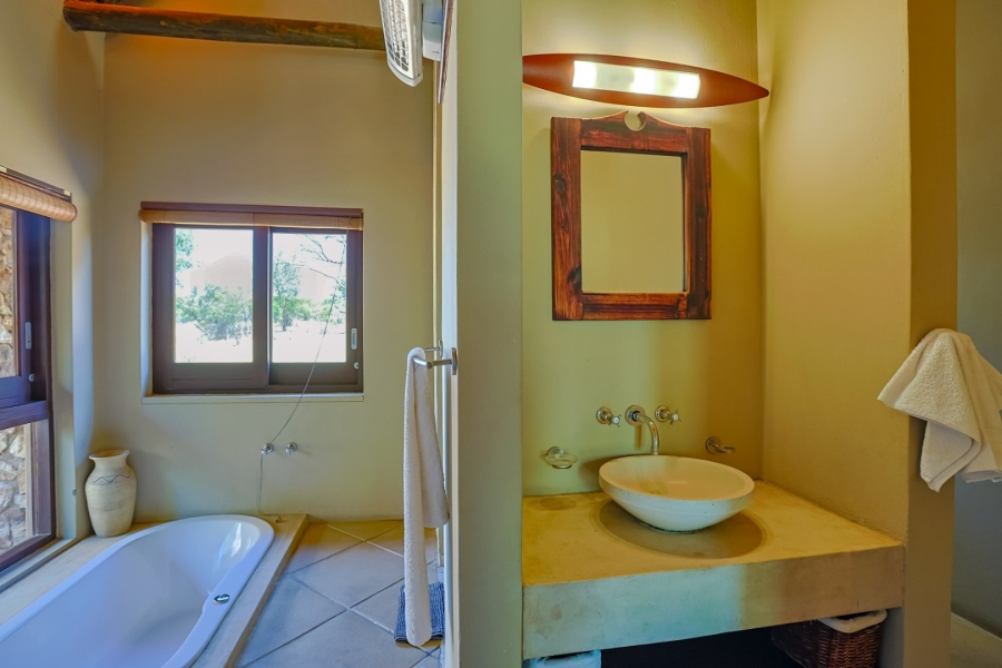 6 Bedroom Property for Sale in Zebula Golf Estate Limpopo