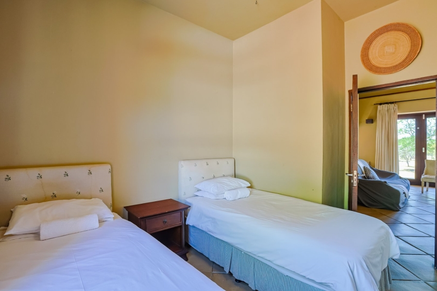 6 Bedroom Property for Sale in Zebula Golf Estate Limpopo