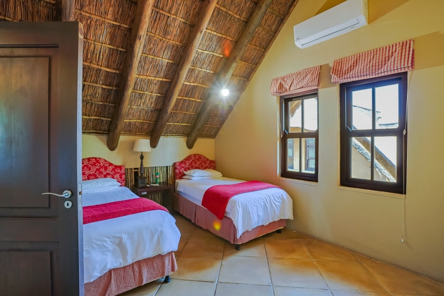 6 Bedroom Property for Sale in Zebula Golf Estate Limpopo