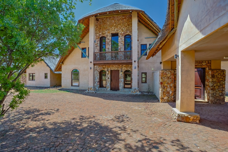 6 Bedroom Property for Sale in Zebula Golf Estate Limpopo