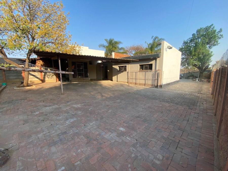 To Let 3 Bedroom Property for Rent in Sterpark Limpopo