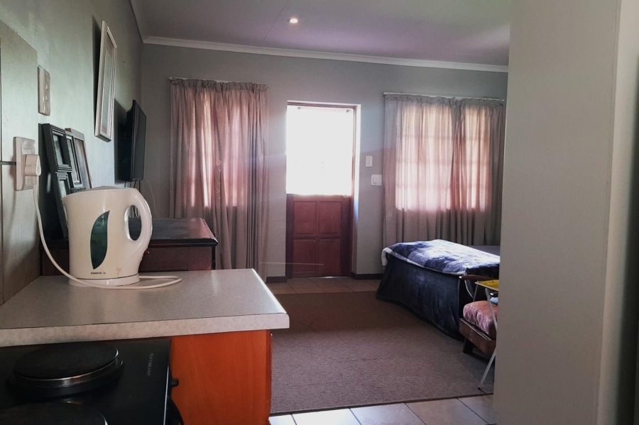 1 Bedroom Property for Sale in Aquapark Limpopo