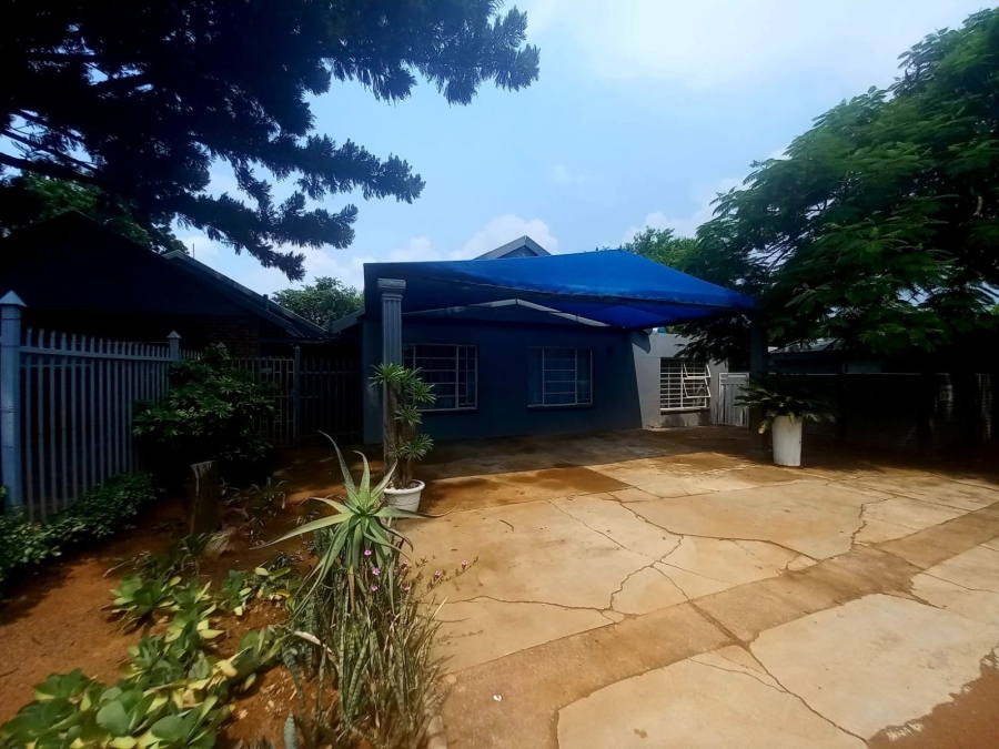 8 Bedroom Property for Sale in Bela Bela Limpopo