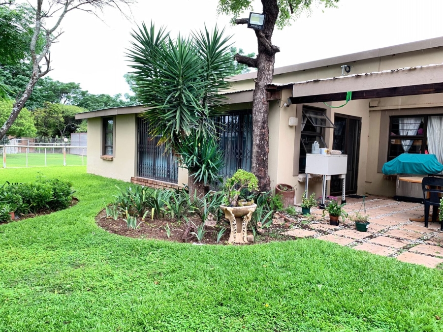 7 Bedroom Property for Sale in Ivydale Limpopo