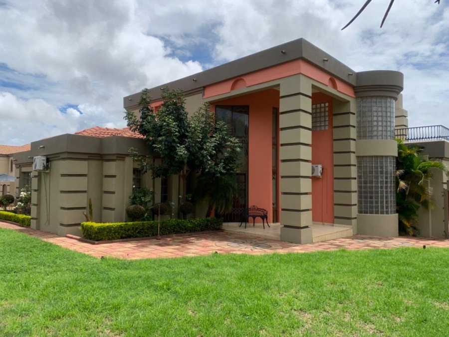 5 Bedroom Property for Sale in Sterpark Limpopo