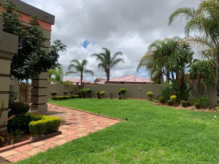 5 Bedroom Property for Sale in Sterpark Limpopo