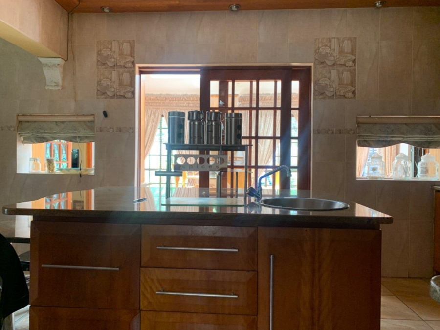 5 Bedroom Property for Sale in Sterpark Limpopo