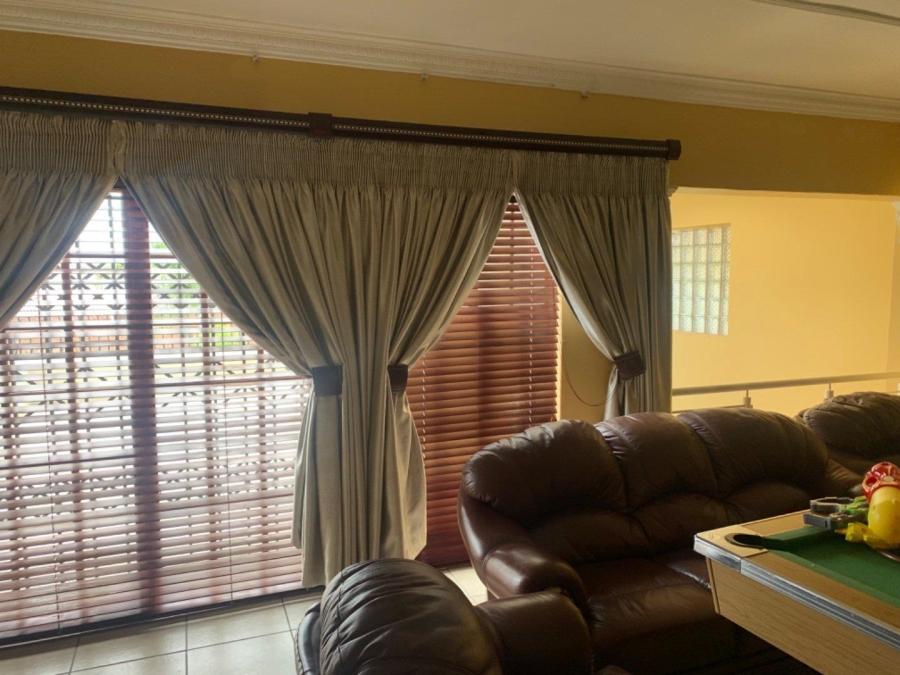 5 Bedroom Property for Sale in Sterpark Limpopo