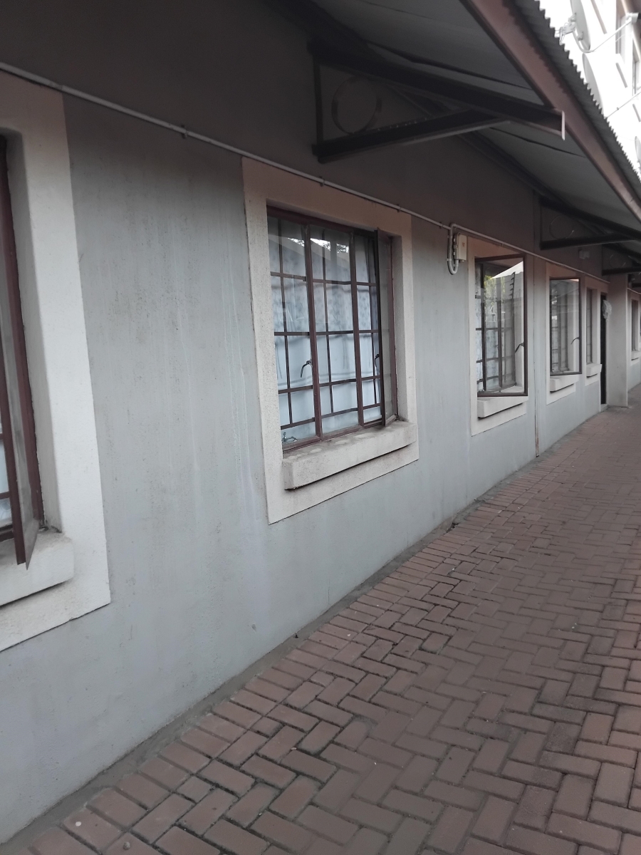 2 Bedroom Property for Sale in Polokwane Central Limpopo