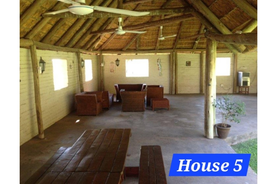 11 Bedroom Property for Sale in Radium Limpopo