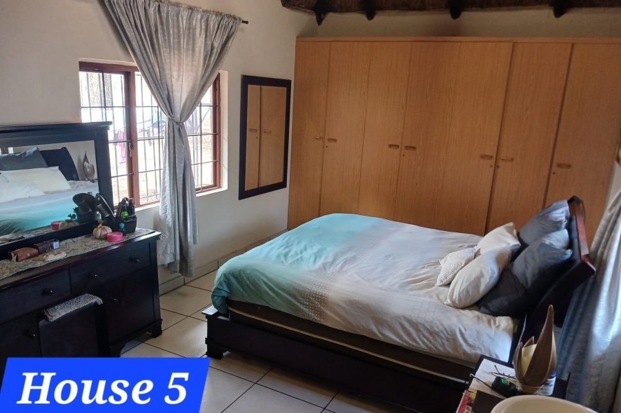 11 Bedroom Property for Sale in Radium Limpopo