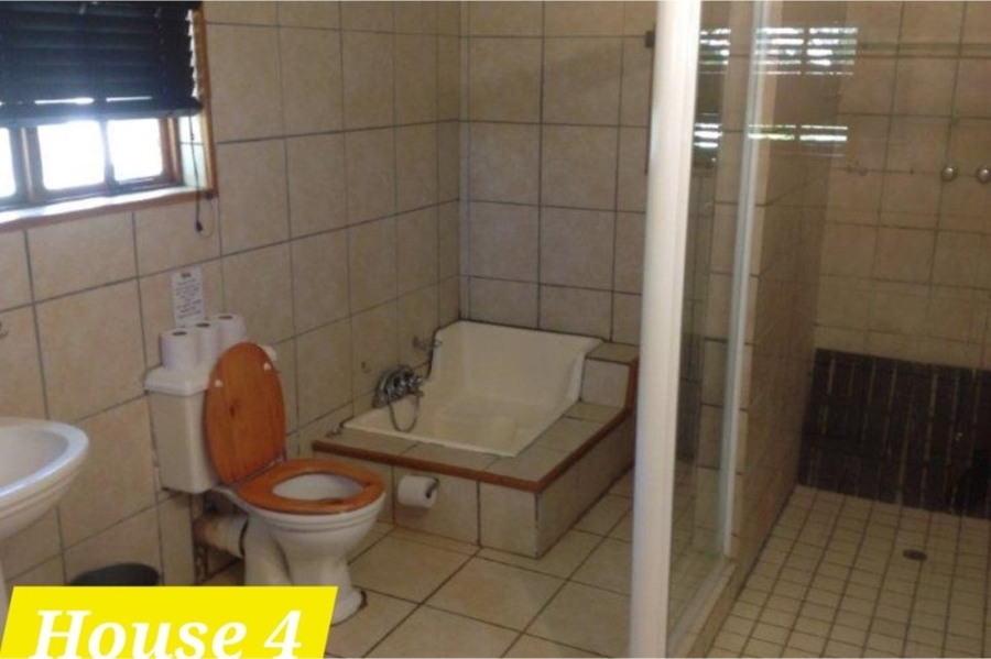 11 Bedroom Property for Sale in Radium Limpopo