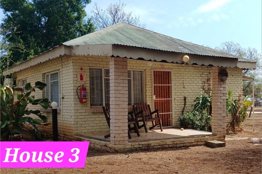 11 Bedroom Property for Sale in Radium Limpopo