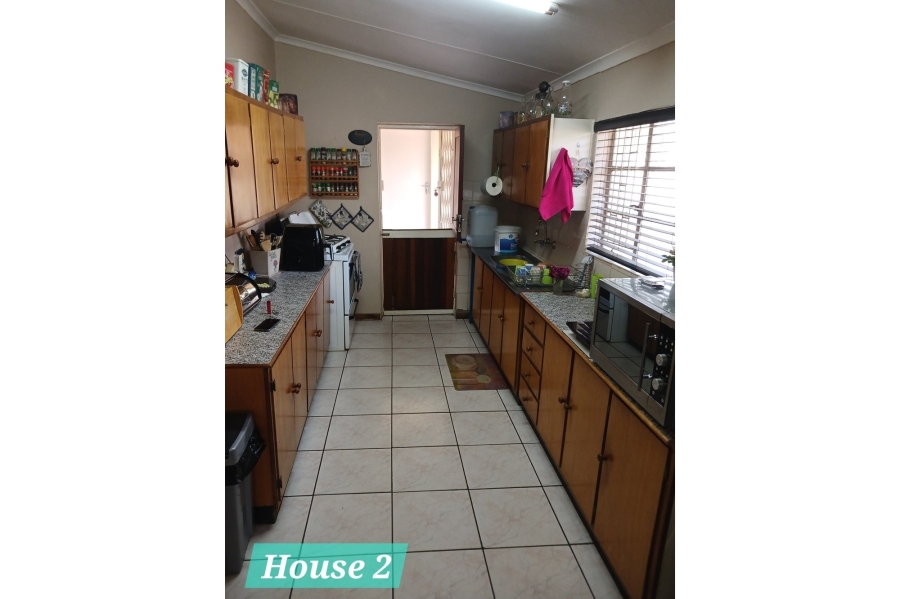 11 Bedroom Property for Sale in Radium Limpopo