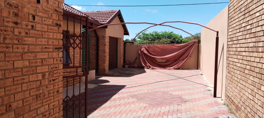 3 Bedroom Property for Sale in Ivy Park Limpopo