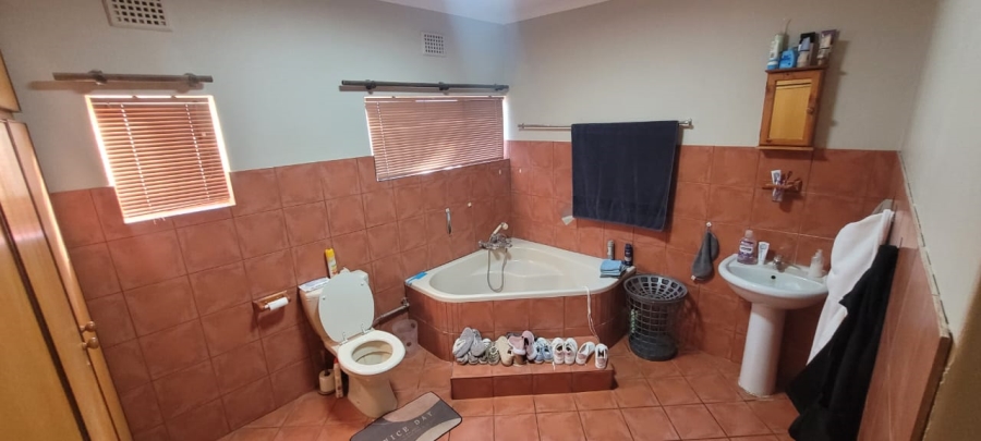 4 Bedroom Property for Sale in Impala Park Limpopo