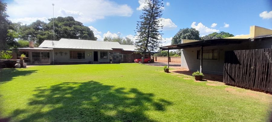 3 Bedroom Property for Sale in Mookgopong Limpopo