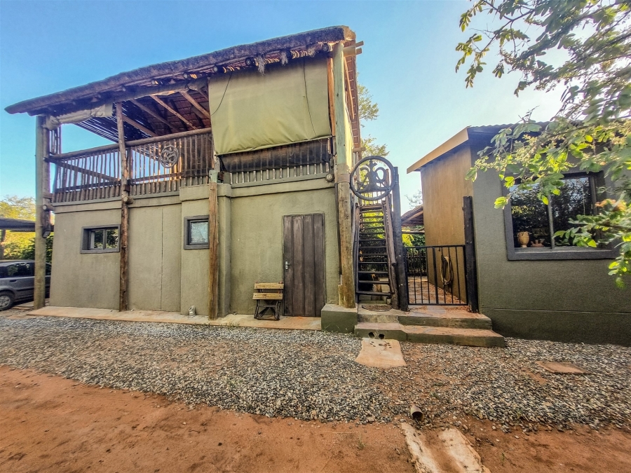 5 Bedroom Property for Sale in Hoedspruit Wildlife Estate Limpopo