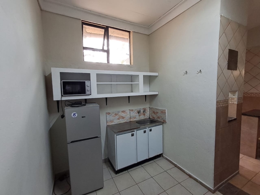 To Let 1 Bedroom Property for Rent in Bendor Limpopo