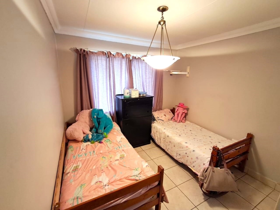 To Let 2 Bedroom Property for Rent in Moregloed Limpopo