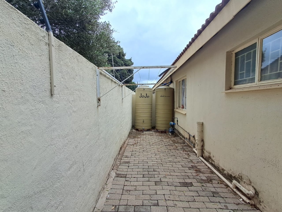 To Let 2 Bedroom Property for Rent in Moregloed Limpopo