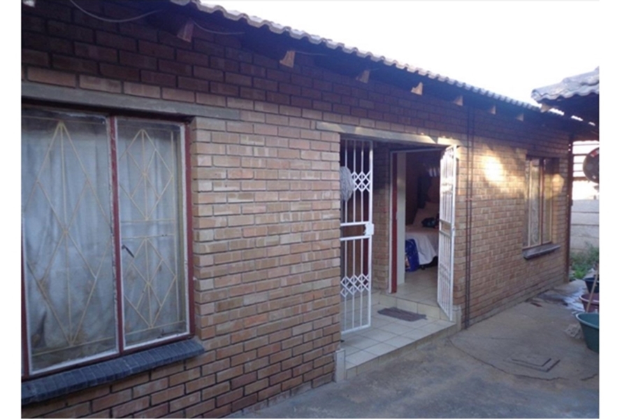 6 Bedroom Property for Sale in Emdo Park Limpopo