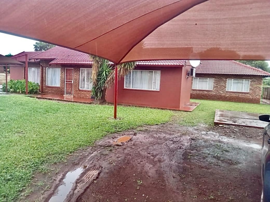 3 Bedroom Property for Sale in Northam Limpopo