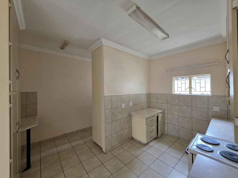 To Let 2 Bedroom Property for Rent in Moregloed Limpopo