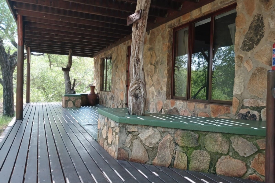 5 Bedroom Property for Sale in Lissataba Private Nature Reserve Limpopo