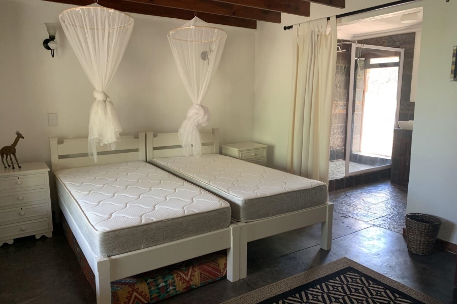 5 Bedroom Property for Sale in Lissataba Private Nature Reserve Limpopo