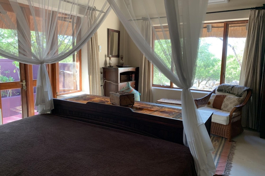 5 Bedroom Property for Sale in Lissataba Private Nature Reserve Limpopo