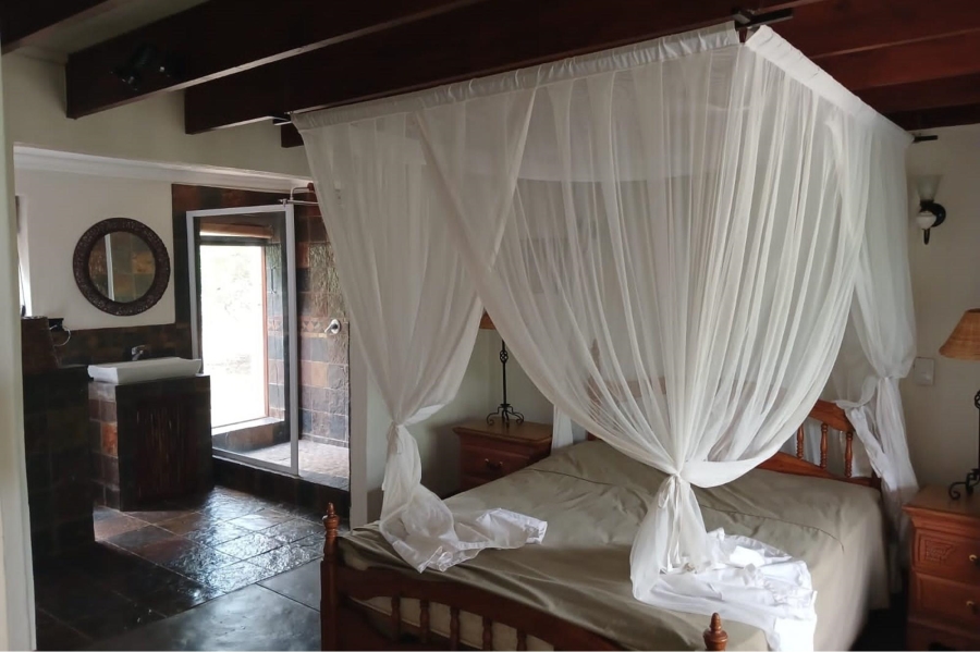 5 Bedroom Property for Sale in Lissataba Private Nature Reserve Limpopo