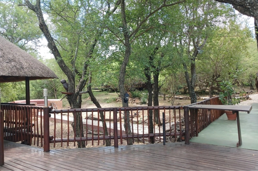 5 Bedroom Property for Sale in Lissataba Private Nature Reserve Limpopo