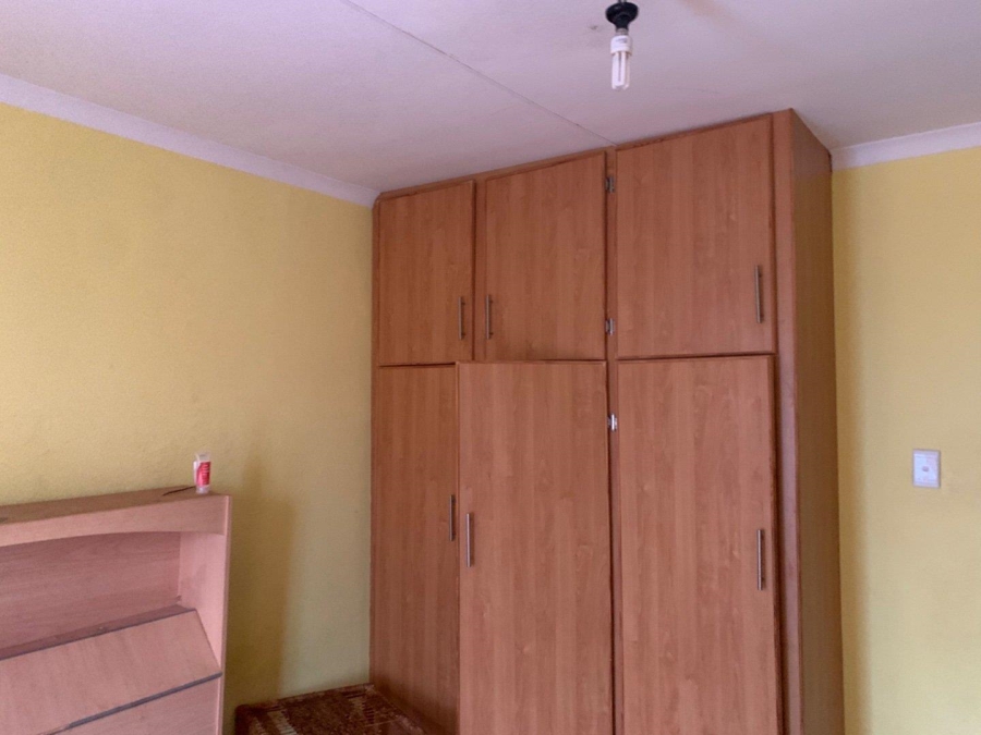 6 Bedroom Property for Sale in Flora Park Limpopo