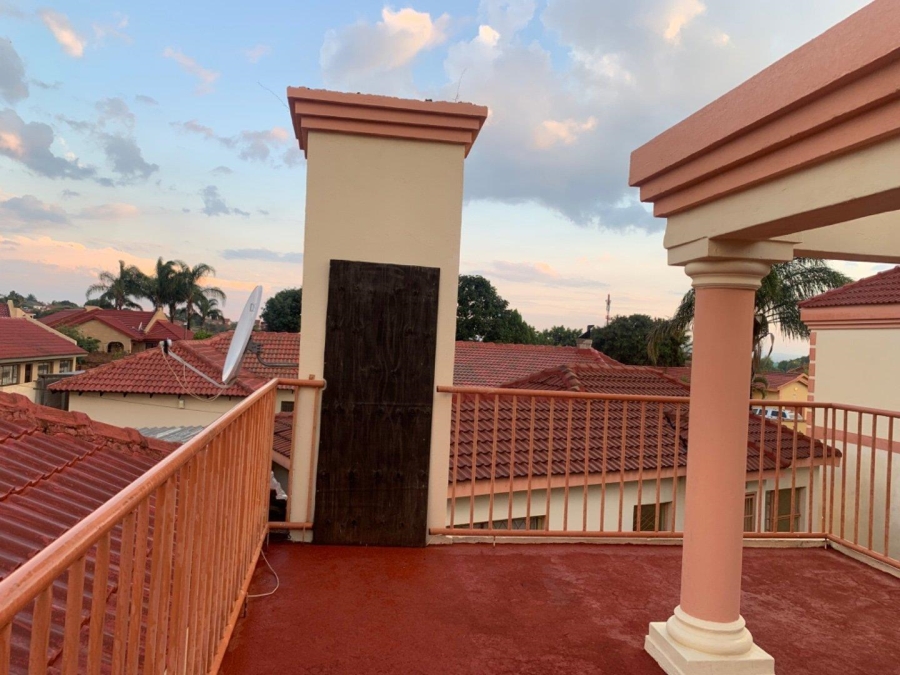 6 Bedroom Property for Sale in Flora Park Limpopo