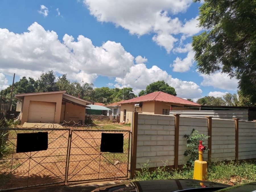6 Bedroom Property for Sale in Polokwane Central Limpopo