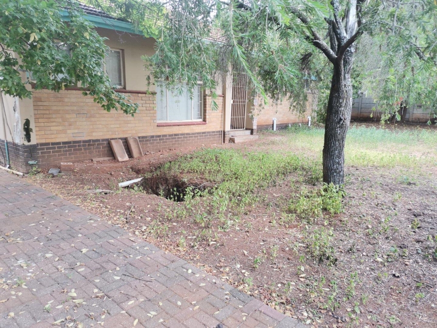 6 Bedroom Property for Sale in Polokwane Central Limpopo