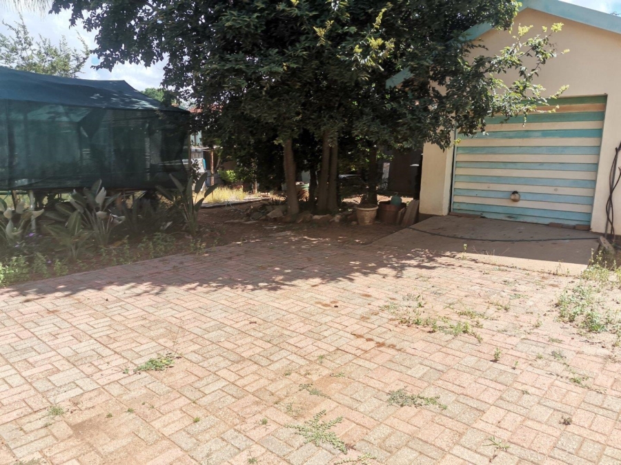 6 Bedroom Property for Sale in Polokwane Central Limpopo