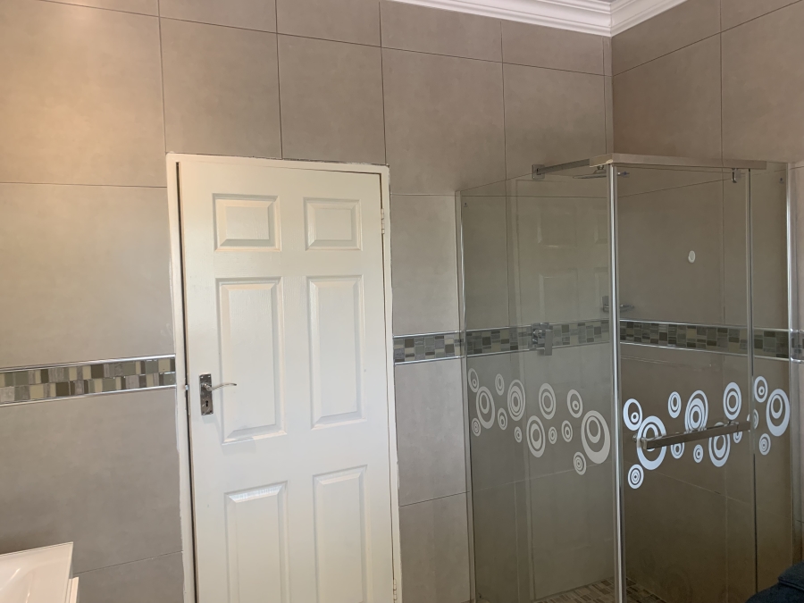 5 Bedroom Property for Sale in Bendor Limpopo