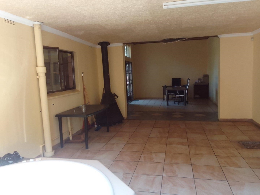 5 Bedroom Property for Sale in Eduan Park Limpopo