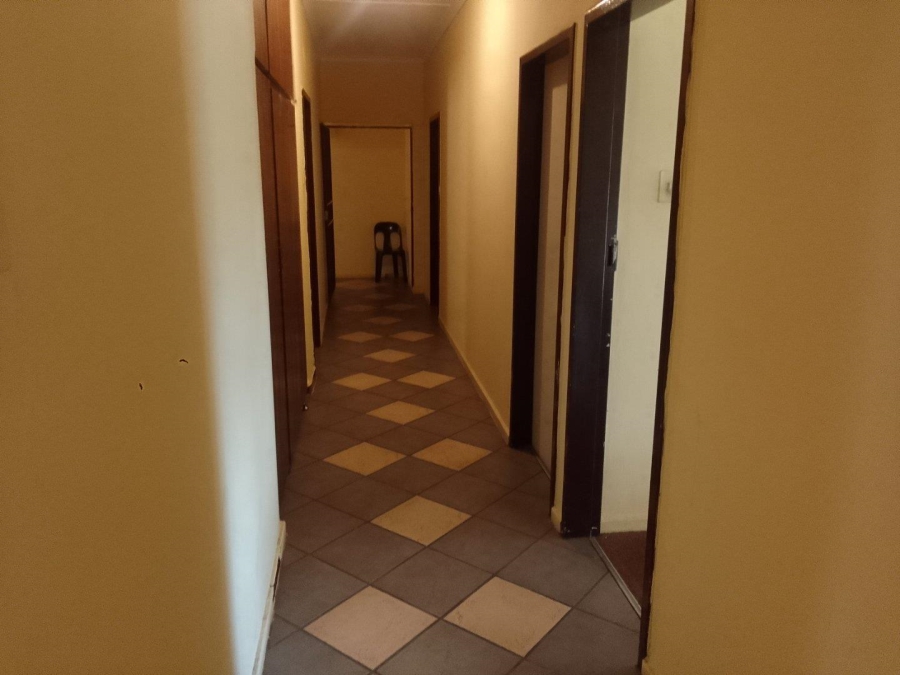 5 Bedroom Property for Sale in Eduan Park Limpopo