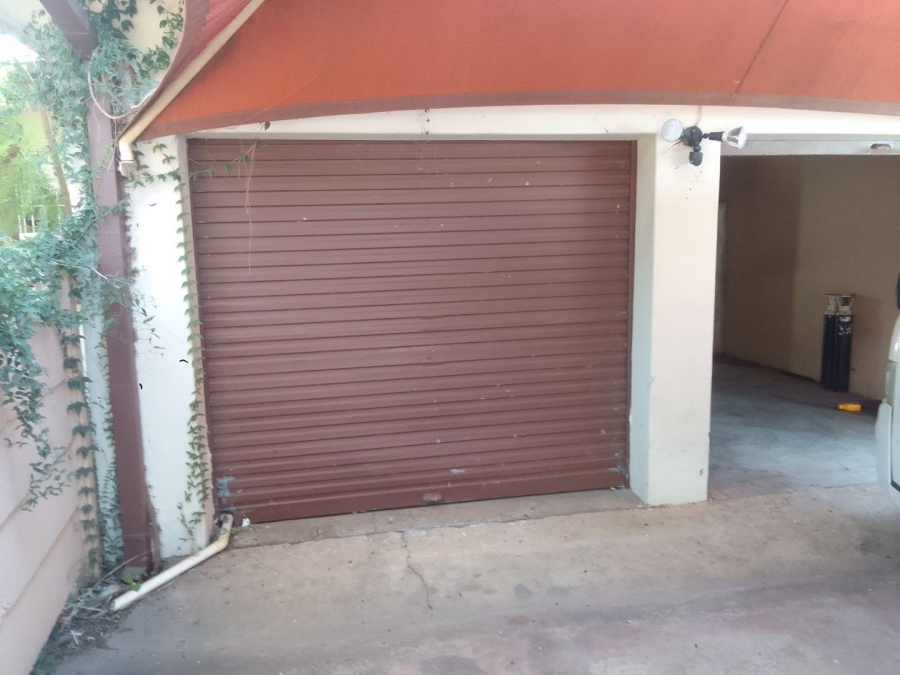 5 Bedroom Property for Sale in Eduan Park Limpopo