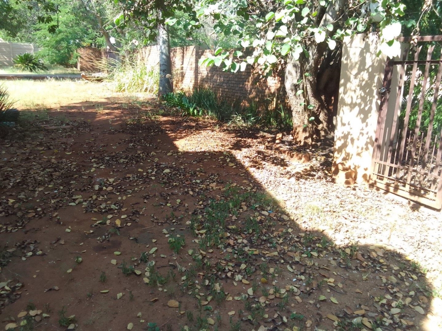 5 Bedroom Property for Sale in Eduan Park Limpopo