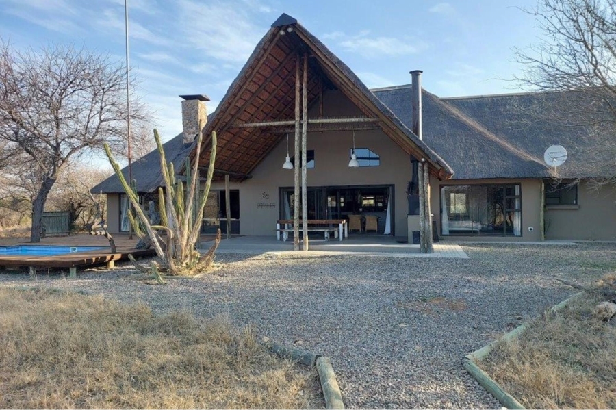 4 Bedroom Property for Sale in Ditholo Wildlife Estate Limpopo